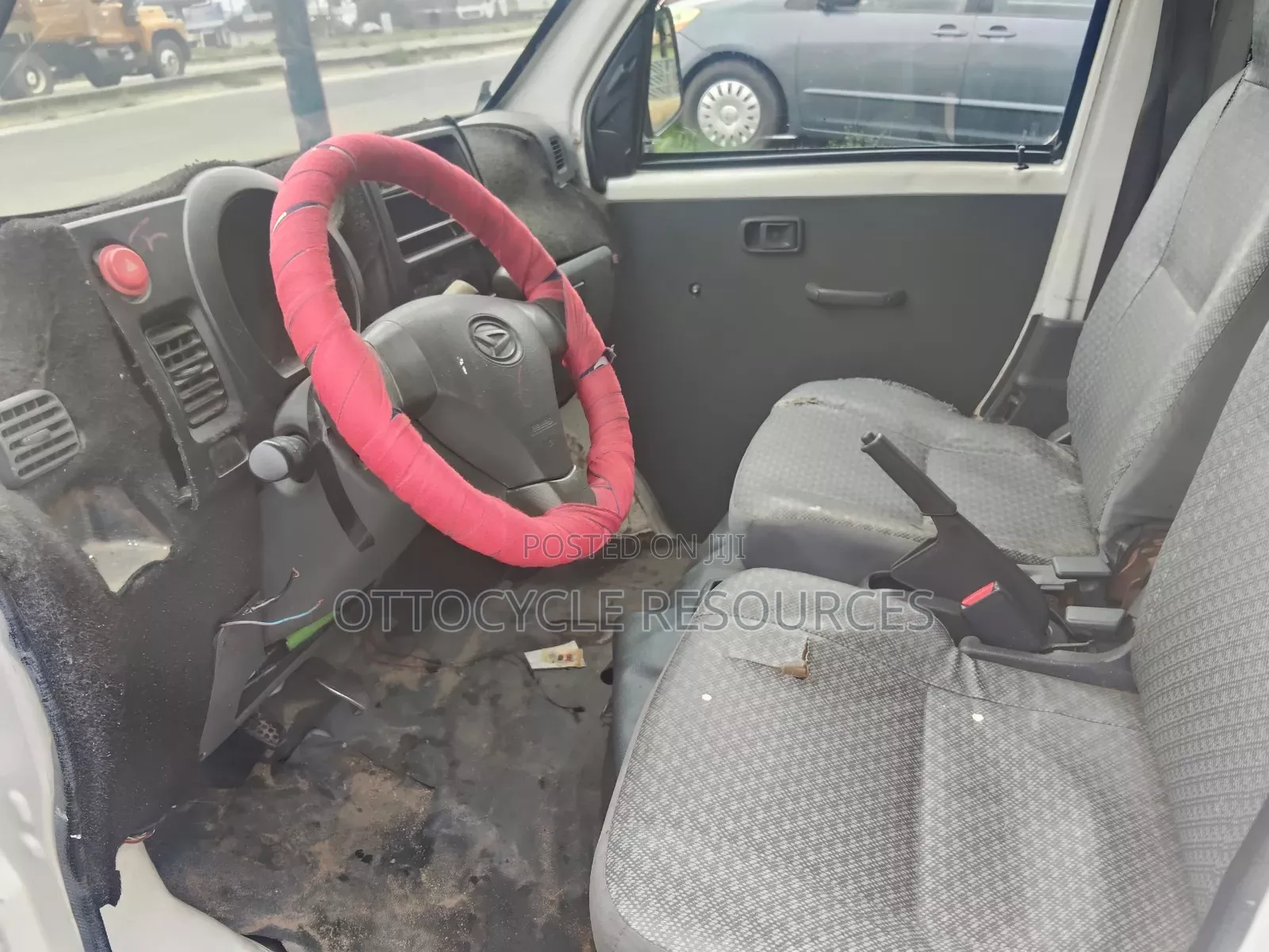 Daihatsu Hijet 2019 White