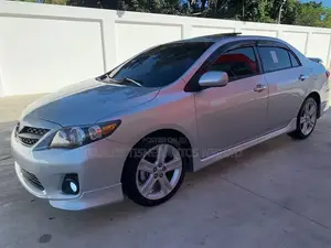 Toyota Corolla S 4dr Sedan (1.8L 4cyl 4A) 2013 Silver