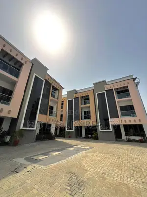 4bdrm Townhouse / Terrace in Banana Island for rent