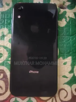 Apple iPhone XR 64 GB Black