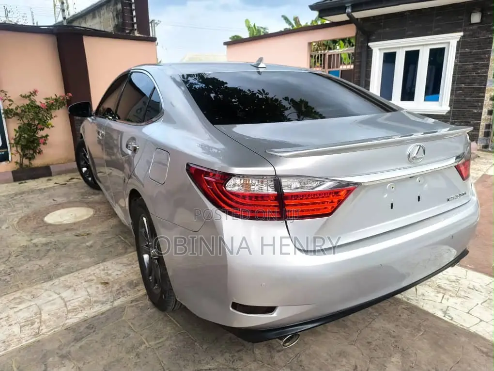 Lexus ES 2014 Silver