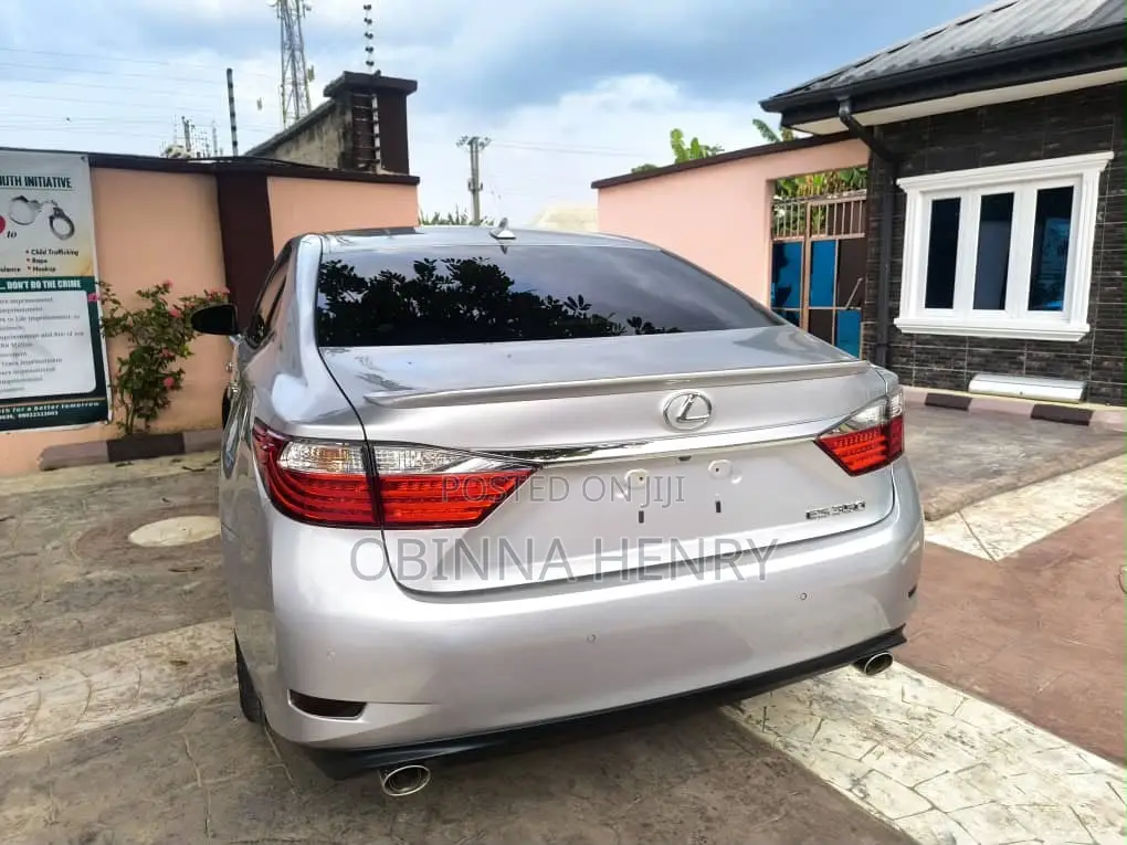 Lexus ES 2014 Silver