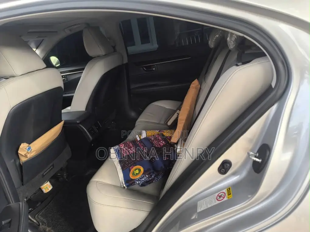 Lexus ES 2014 Silver