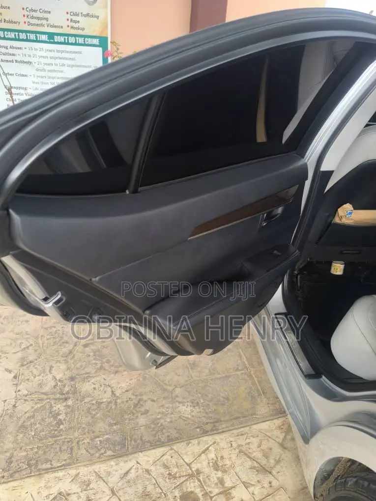 Lexus ES 2014 Silver