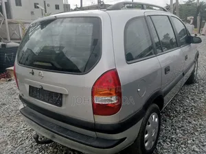 Opel Zafira 2008 Silver