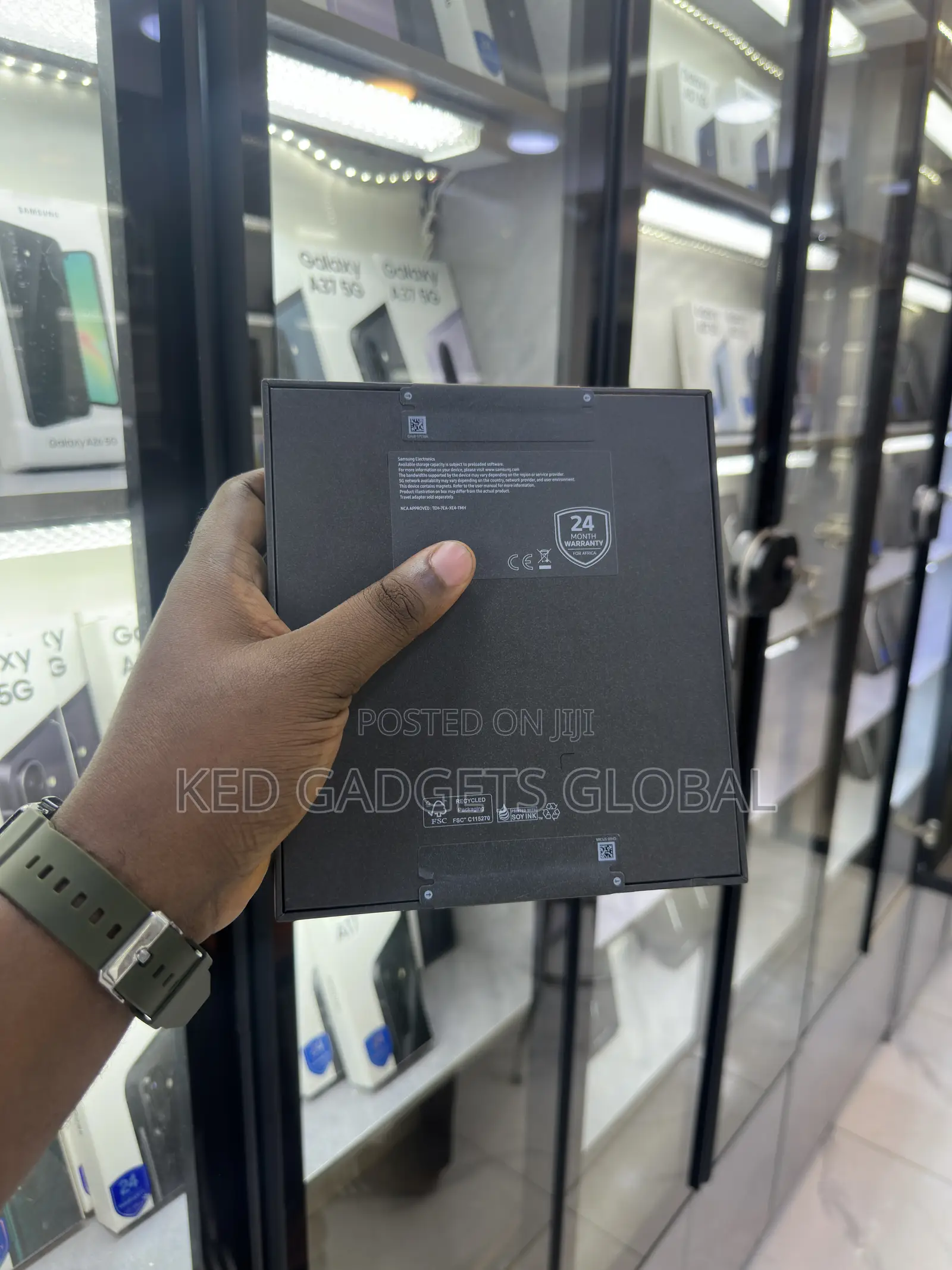 New Samsung Galaxy Fold 512 GB