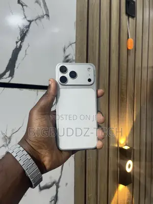 Apple iPhone 17 Pro Max 256 GB Silver