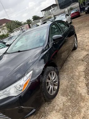 Toyota Camry XLE 4dr Sedan (2.5L 4cyl 6A) 2016 Black