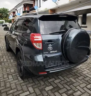Toyota RAV4 2.5 4x4 2010 Gray