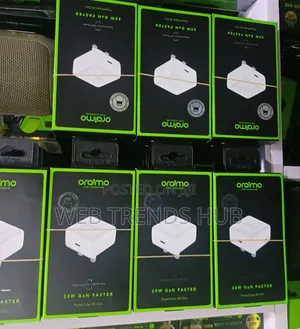 Oraimo 20W GaN PowerCube 20 Chic Charger + Type-C to Lightning Cable