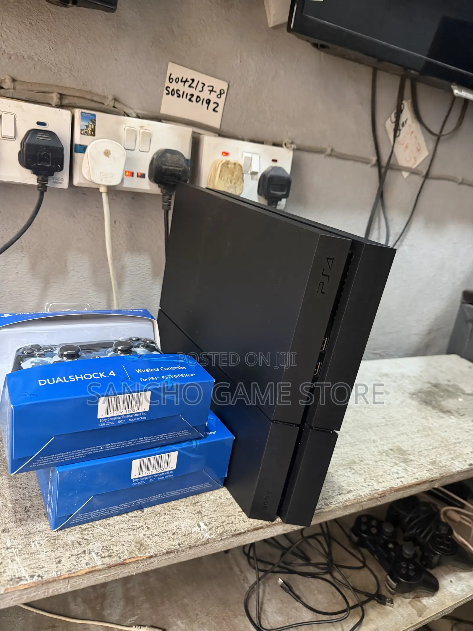 Play Station 4