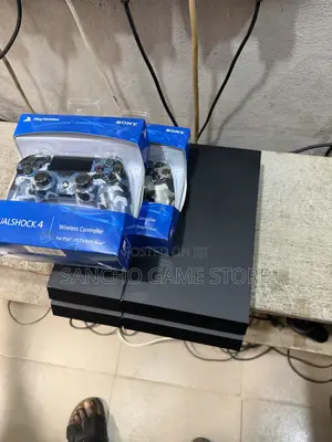 Play Station 4