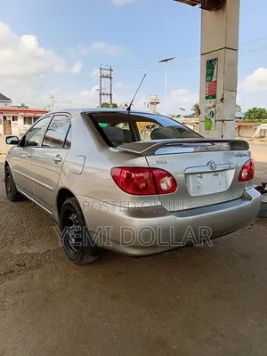 Toyota Corolla 2004 Silver