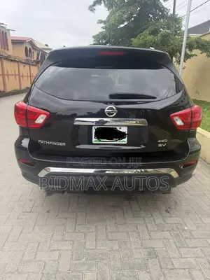 Nissan Pathfinder SV 4dr 4x4 (3.5L 6cyl) 2017 Black