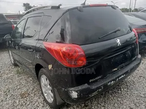 Peugeot 207 2010 Gray