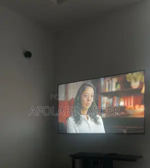 Hisense TV 65 Inches