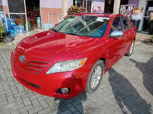 Toyota Camry XLE 4dr Sedan (2.5L 4cyl 6AM) 2010 Red