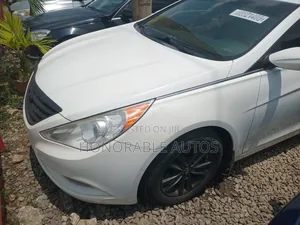 Hyundai Sonata 2013 White