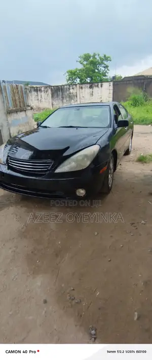 Lexus ES 300 2004 Black