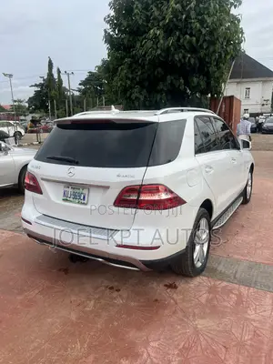 Mercedes-Benz M Class 2013 White