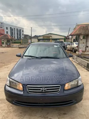 Toyota Camry 2001 Purple