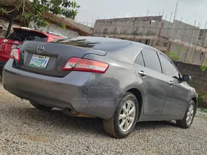 Toyota Camry 2010 Gray