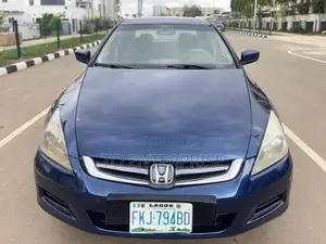 Honda Accord 2005 Blue