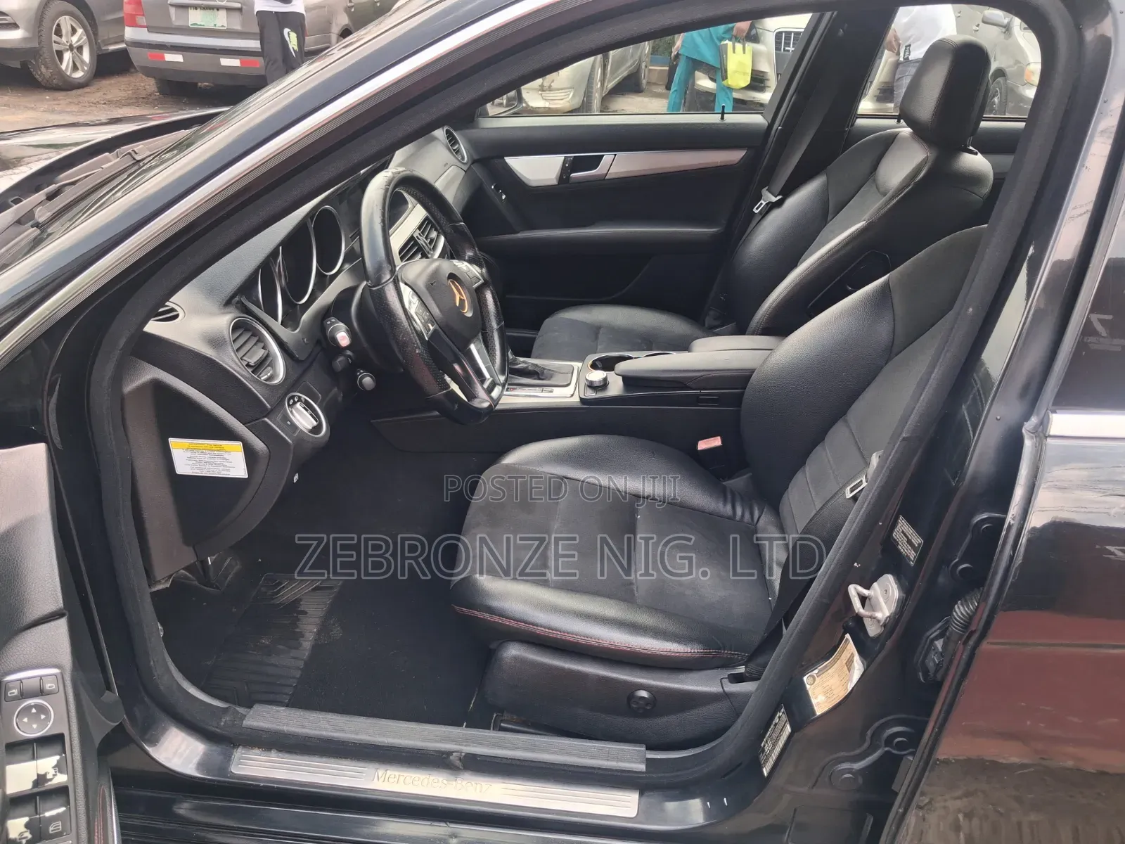 Mercedes-Benz C300 2013 Black
