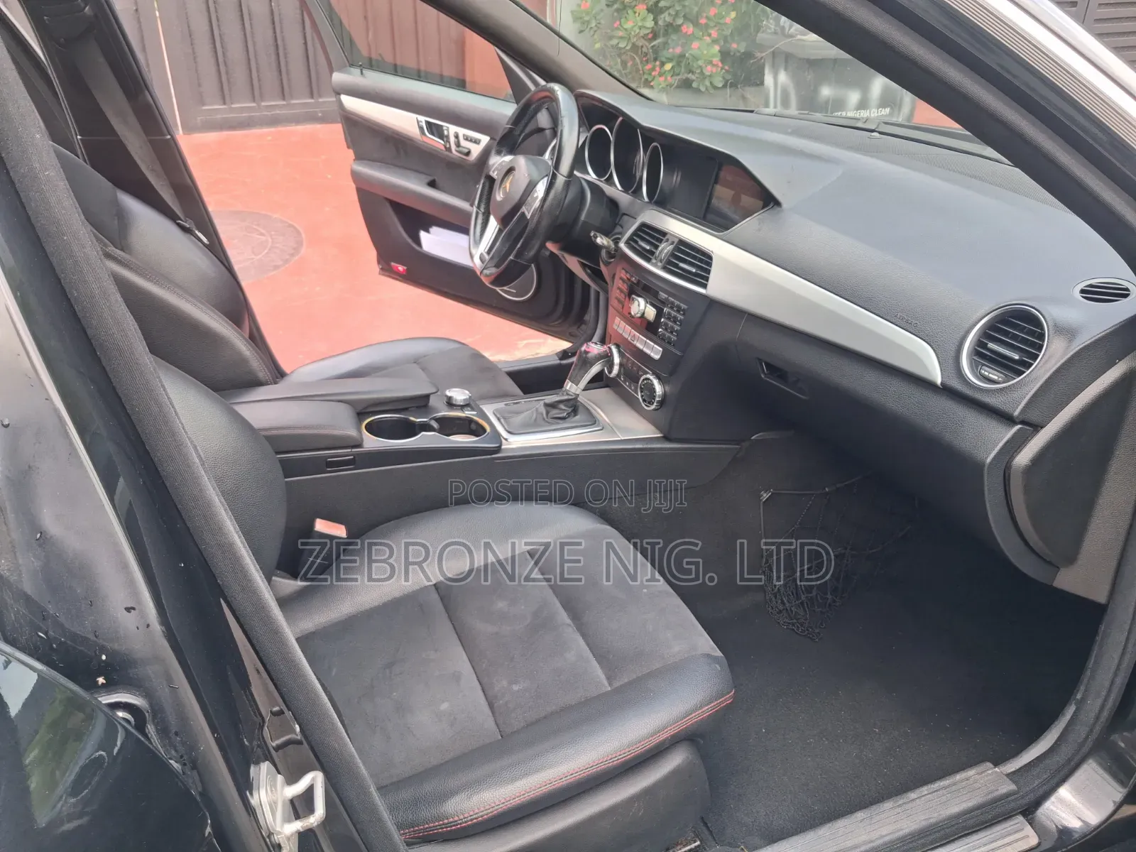 Mercedes-Benz C300 2013 Black