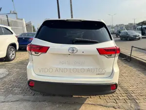 Toyota Highlander Limited 4x4 V6 (3.5L 6cyl 8A) 2017 White