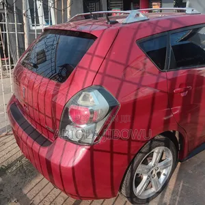 Pontiac Vibe 2.4L 2009 Red