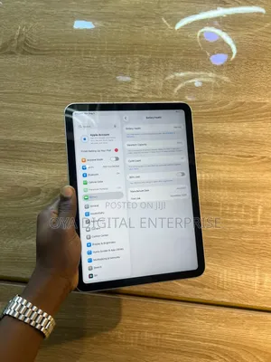 Apple iPad (2025) 128 GB Silver