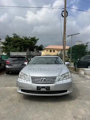 Lexus ES 350 2012