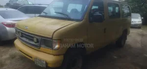 Ford E250 2001 Yellow
