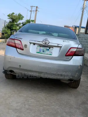 Toyota Camry LE V6 4dr Sedan (3.5L 6cyl 6AM) 2007 Silver