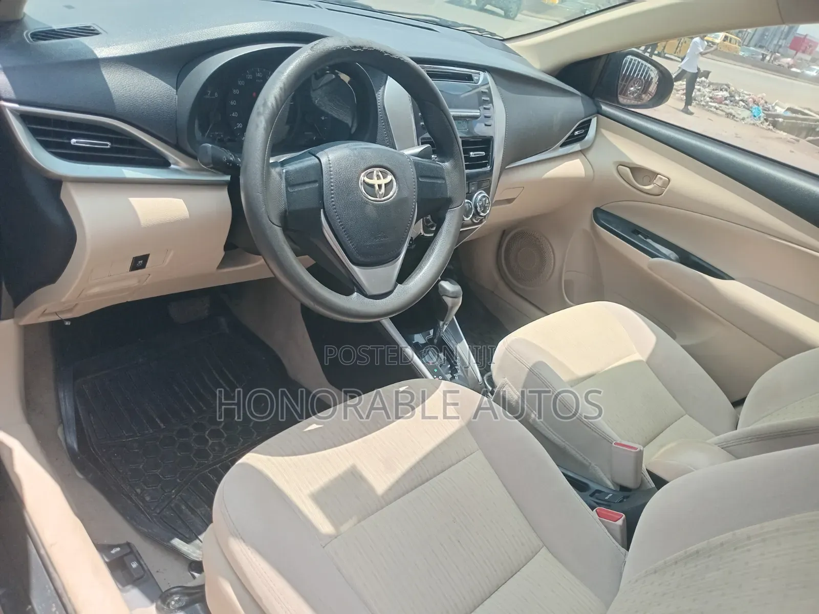 Toyota Yaris 2019 Black