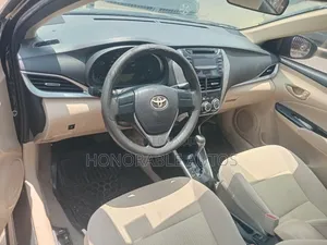 Toyota Yaris 2019 Black