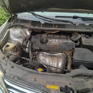 Toyota Venza LE 2009 Silver