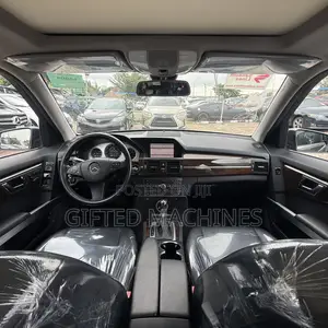 Mercedes-Benz GLK-Class 2010 Gray