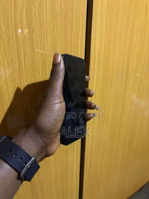 Apple iPhone 12 64 GB Black