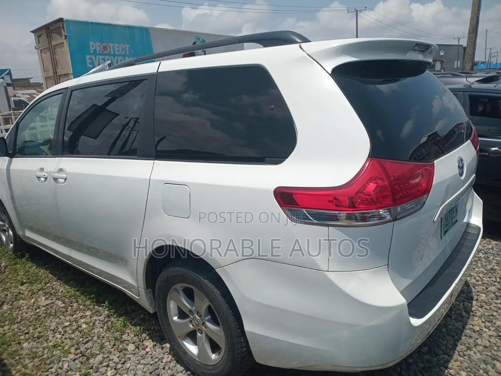 Toyota Sienna 2014 White