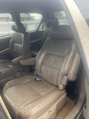 Toyota Sienna 2003 Gray
