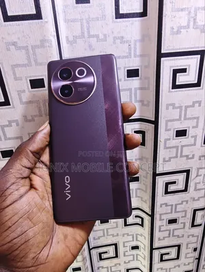 Vivo V30e 256 GB Purple