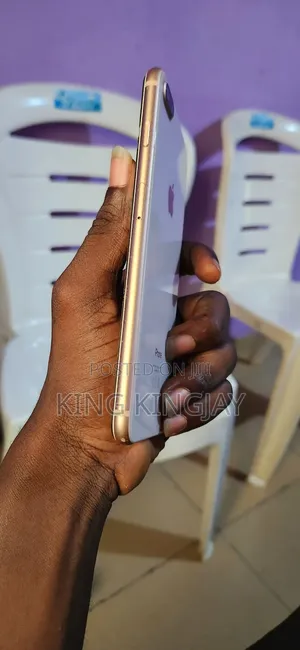 Apple iPhone 8 Plus 64 GB Gold