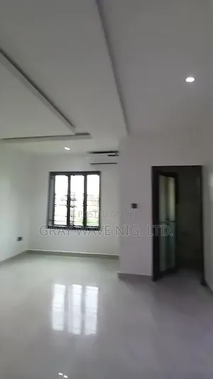 4bdrm Townhouse / Terrace in Wuye for rent