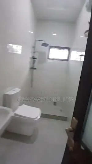4bdrm Townhouse / Terrace in Wuye for rent