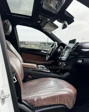 Mercedes-Benz GLE-Class GLE 350d 4MATIC 2019 White