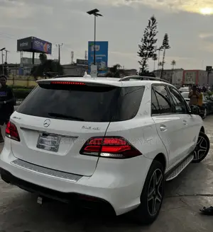 Mercedes-Benz GLE-Class GLE 350d 4MATIC 2019 White