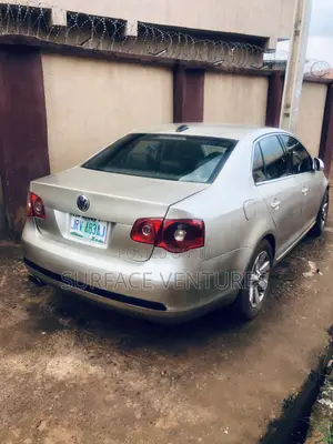 Volkswagen Jetta 2007 Gold