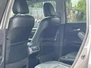 Toyota Highlander Limited V6 4x4 (3.5L 6cyl 6A) 2016 Gray